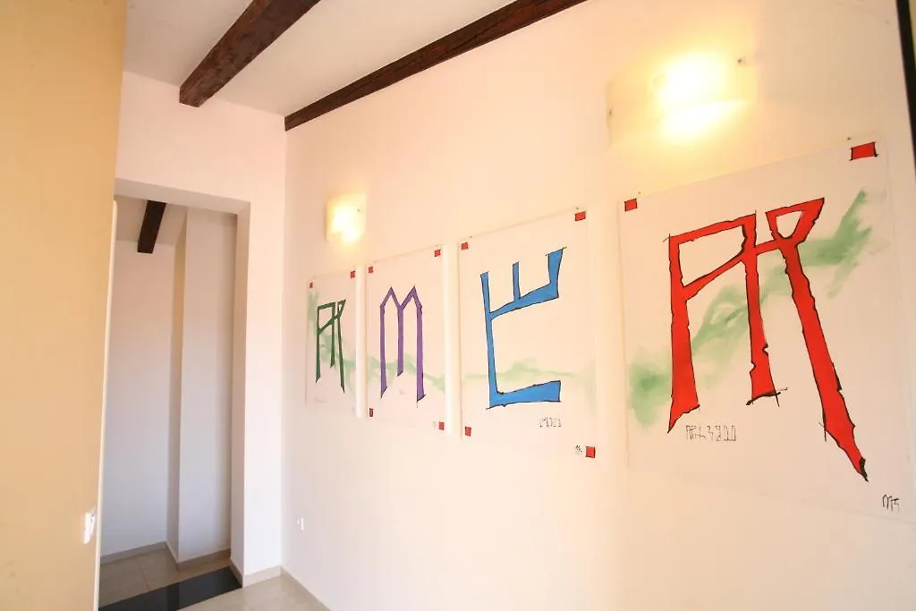 Rooms Beljan 트로기르